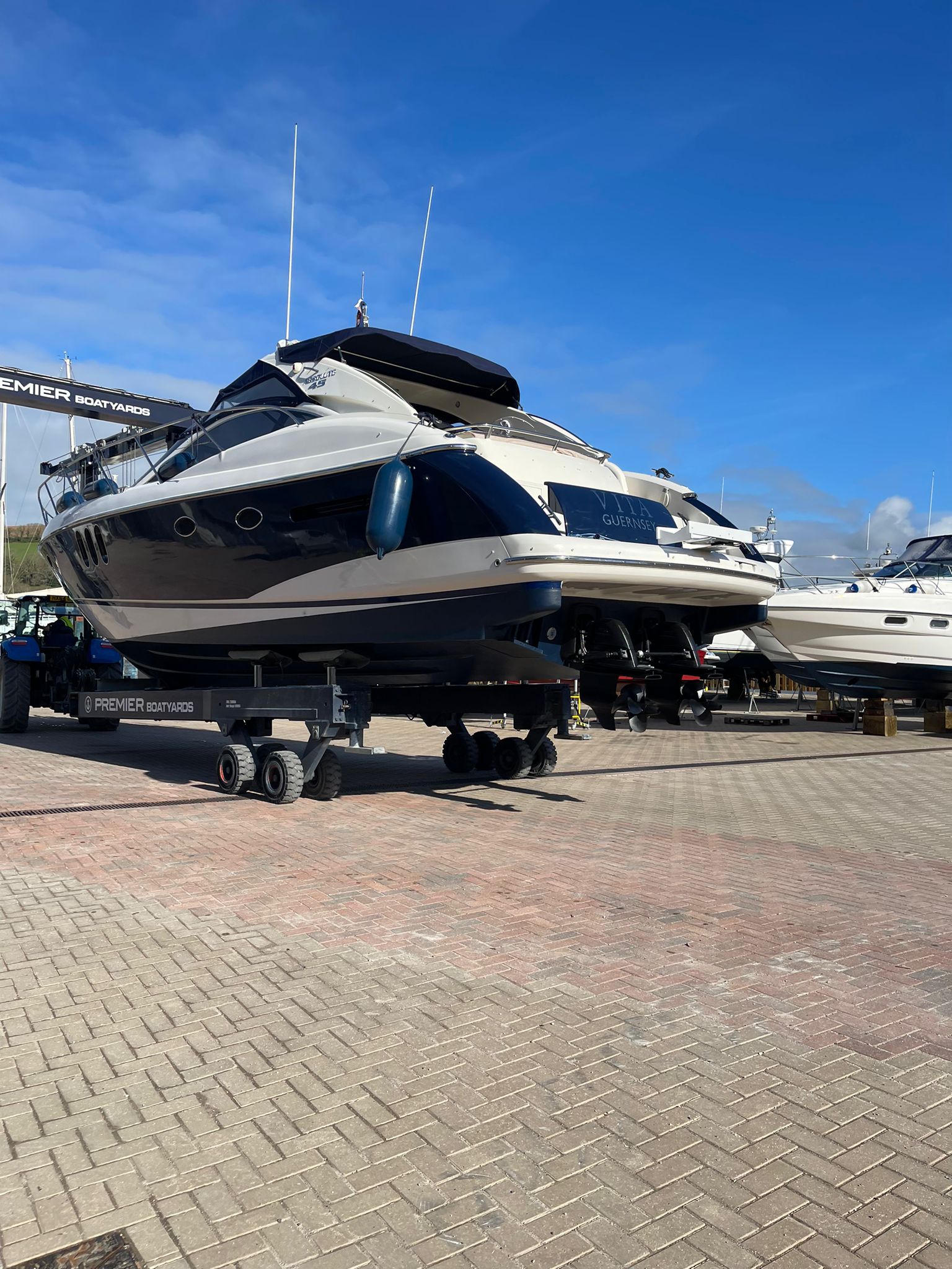 ABSOLUTE 45 2006 WITH BRIG 330 UK Nordav Swivel Davit Boat Accessories 2024 2025